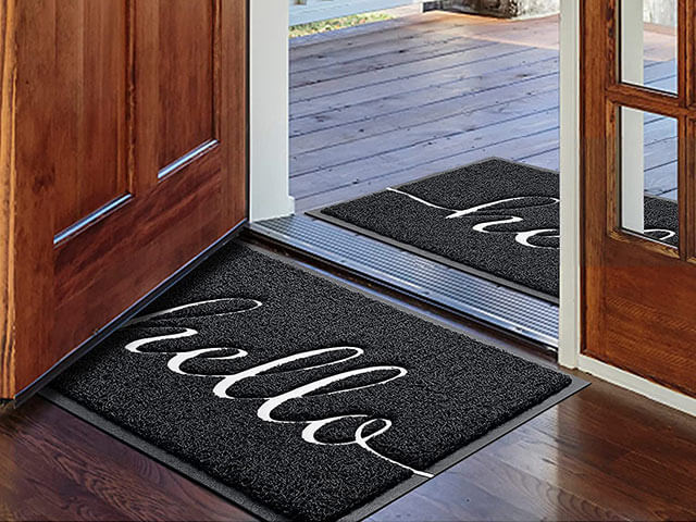 Sử dụng thảm chùi chân ở trước mỗi cửa ra vào